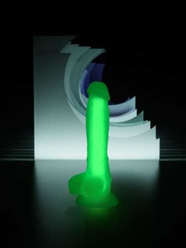 Censan Beyond Clark Glow Gece Parlayan Yeşil Dildo Silikon Şeffaf 22 cm - 5